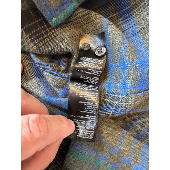 The North Face Long sleeve, button down Heavy Flannel, shirt, Large; Gray & Blue - Picture 9 of 11